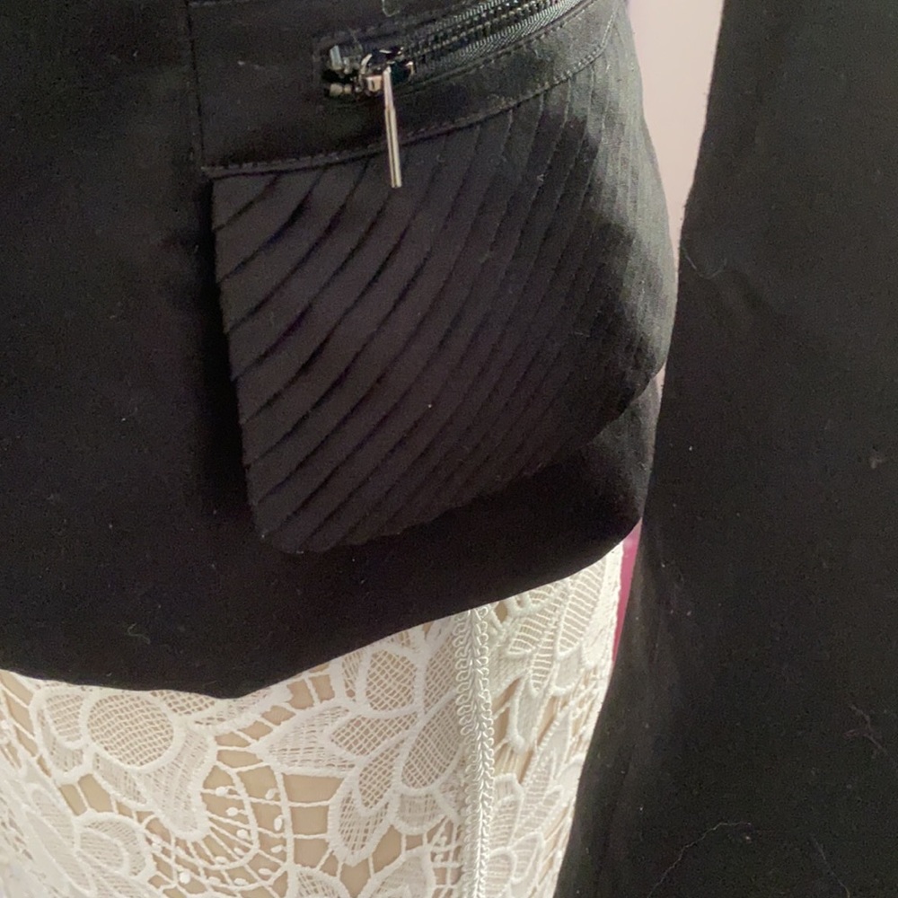 Bebe Chic Blazer - image 6